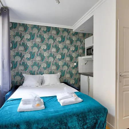 316 Biot 6 - Superb In *